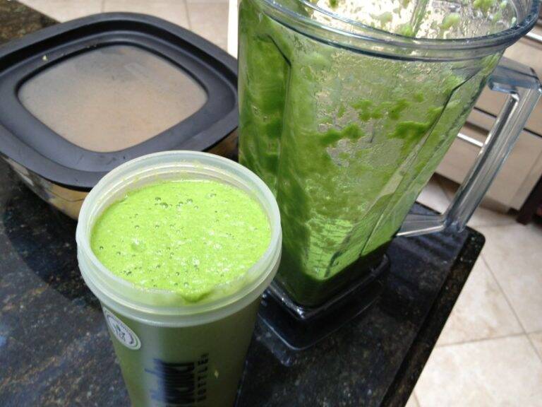 Joe Rogan’s Morning Kale Shake Recipes
