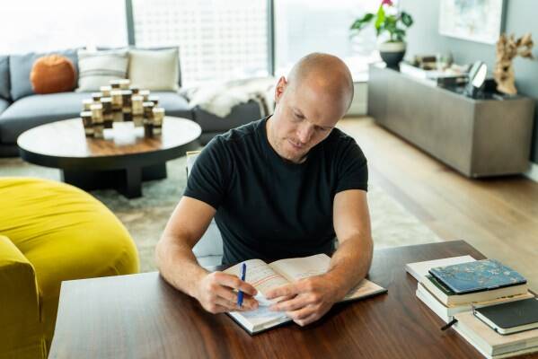 10 of Tim Ferriss’ Favorite Books Over the Years